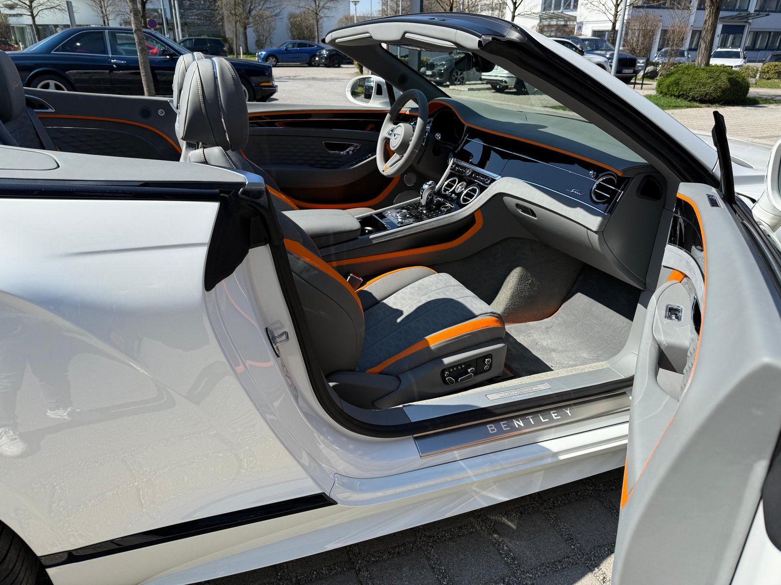 Bentley Continental GTC Speed — photo 6